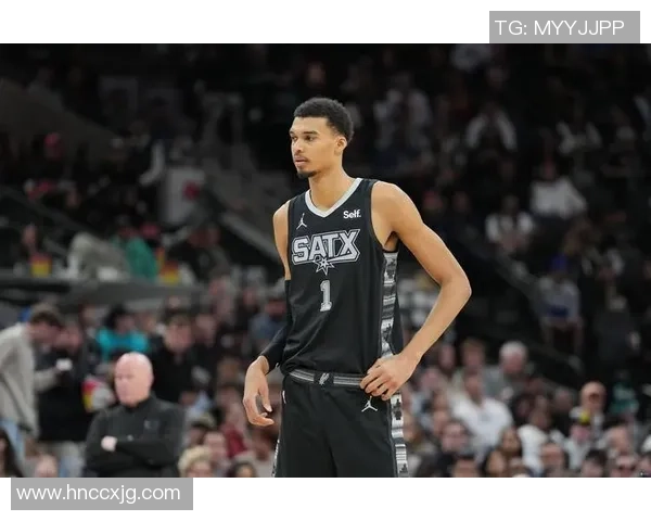 文班亚马新秀赛季表现惊艳场均数据引领同龄球员竞争